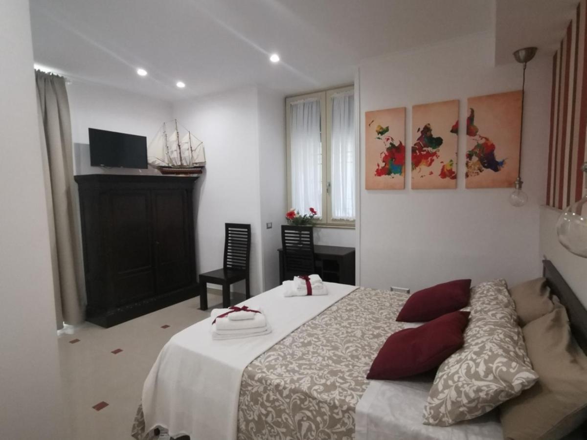 Le Stanze Di Eli E Gio Bed and Breakfast Castellammare di Stabia Exteriör bild