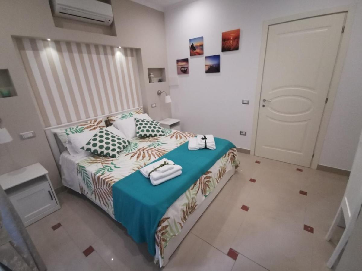 Le Stanze Di Eli E Gio Bed and Breakfast Castellammare di Stabia Exteriör bild