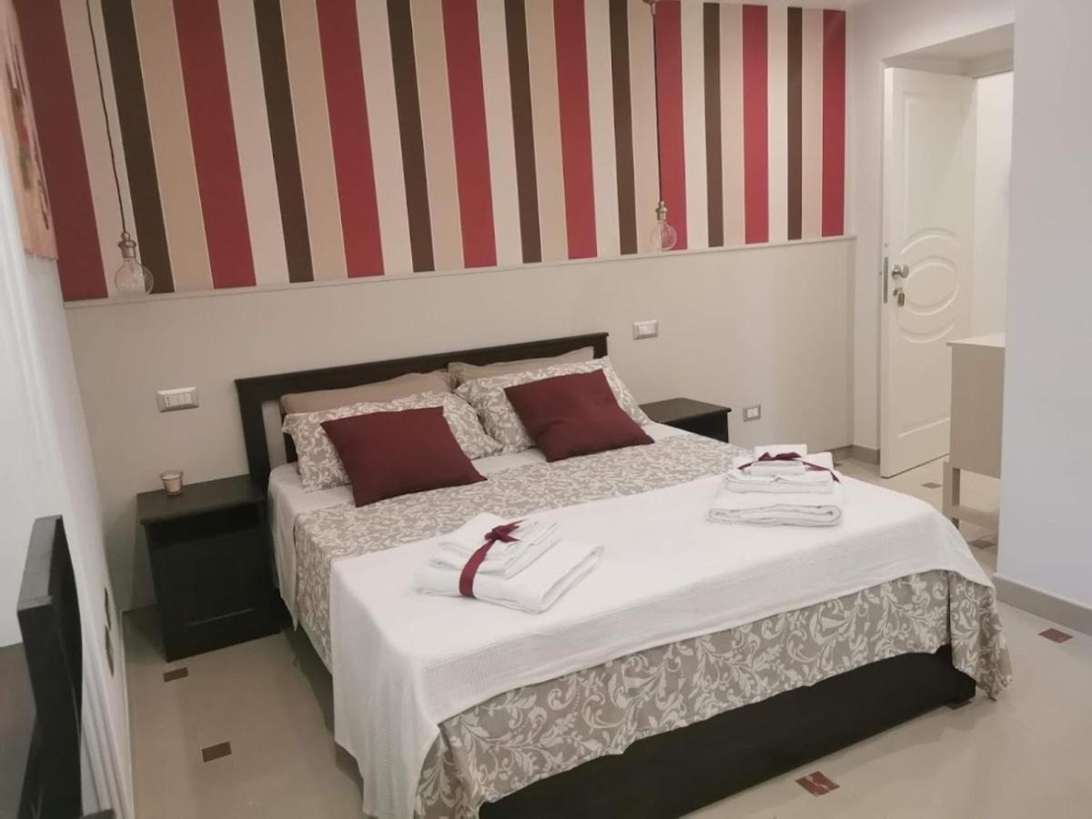 Le Stanze Di Eli E Gio Bed and Breakfast Castellammare di Stabia Exteriör bild