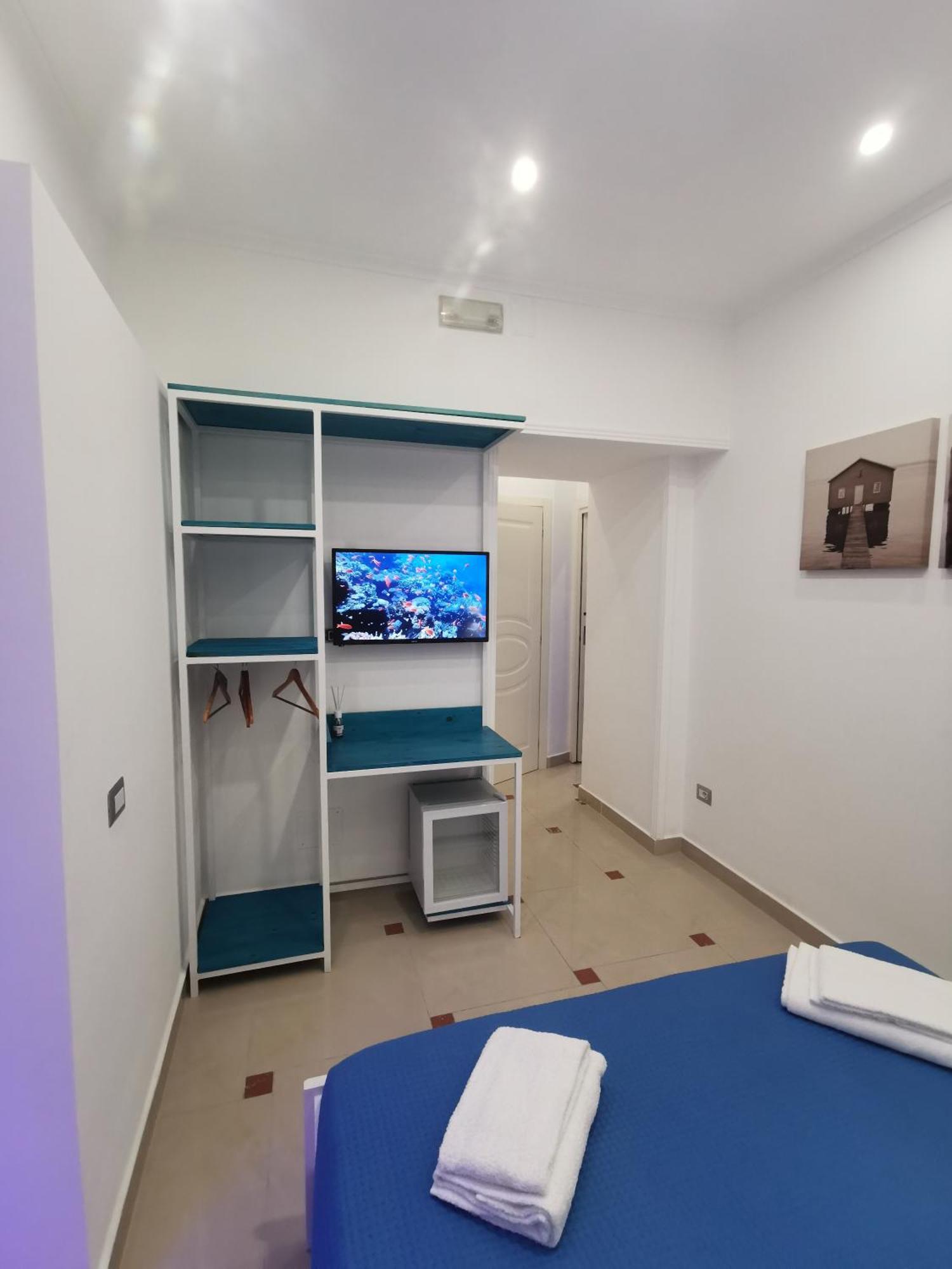 Le Stanze Di Eli E Gio Bed and Breakfast Castellammare di Stabia Exteriör bild